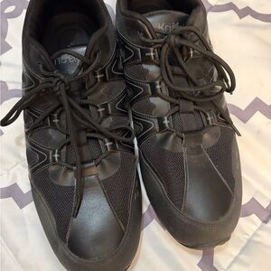 Black Athletic Turf Shoes for Men